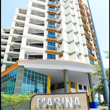 لومو Marina Heights Seaview Resort 2 المظهر الخارجي الصورة