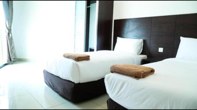 لومو Marina Heights Seaview Resort 2 المظهر الخارجي الصورة